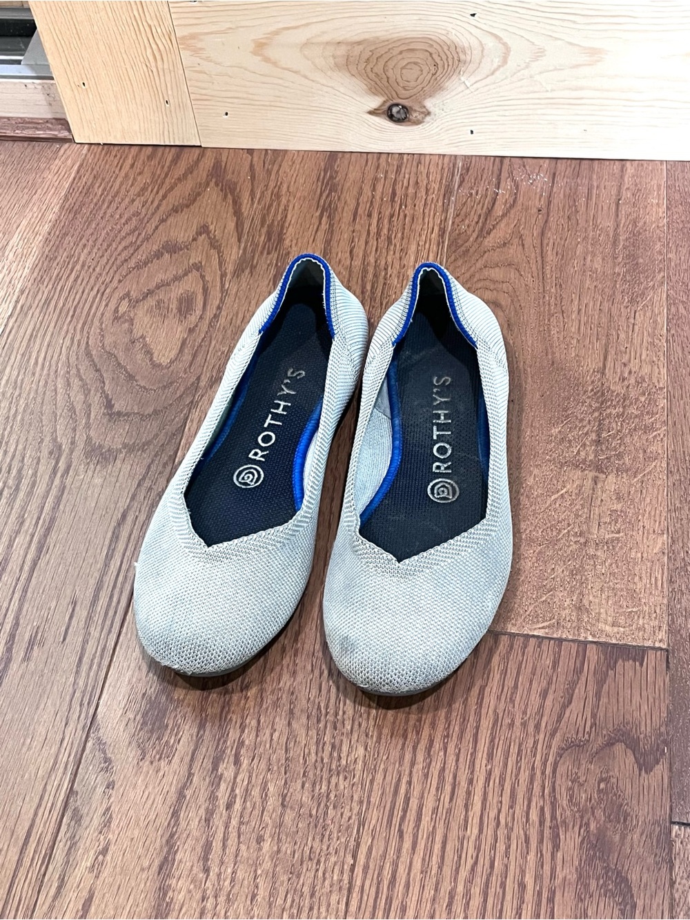 Rothy's Women's Light Gray Slip-On Ballet Flats with Blue Lining